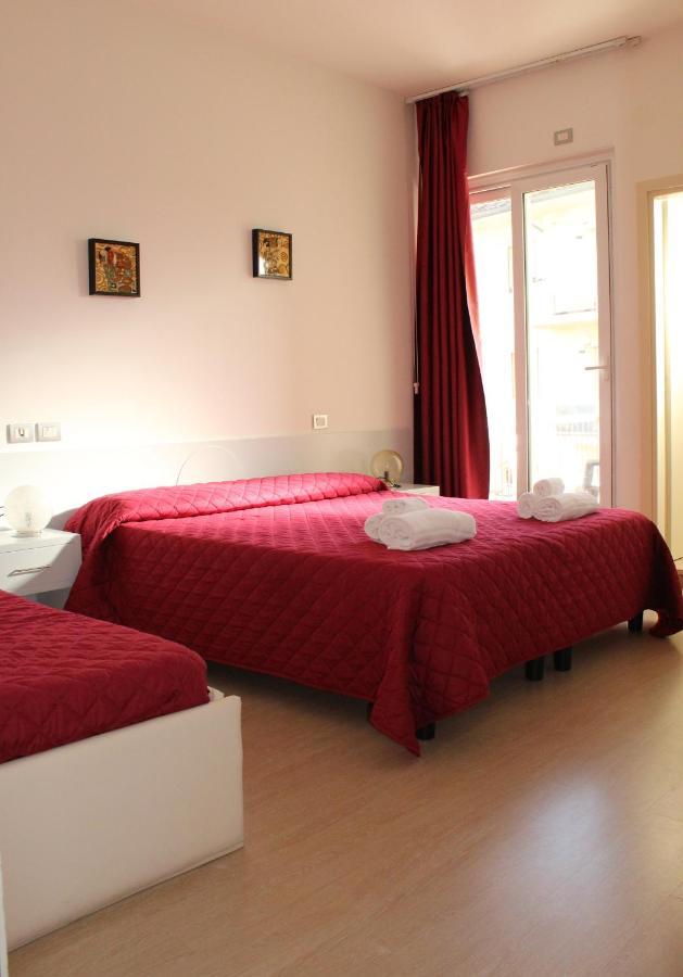 Hotel Morolli Rimini Dış mekan fotoğraf