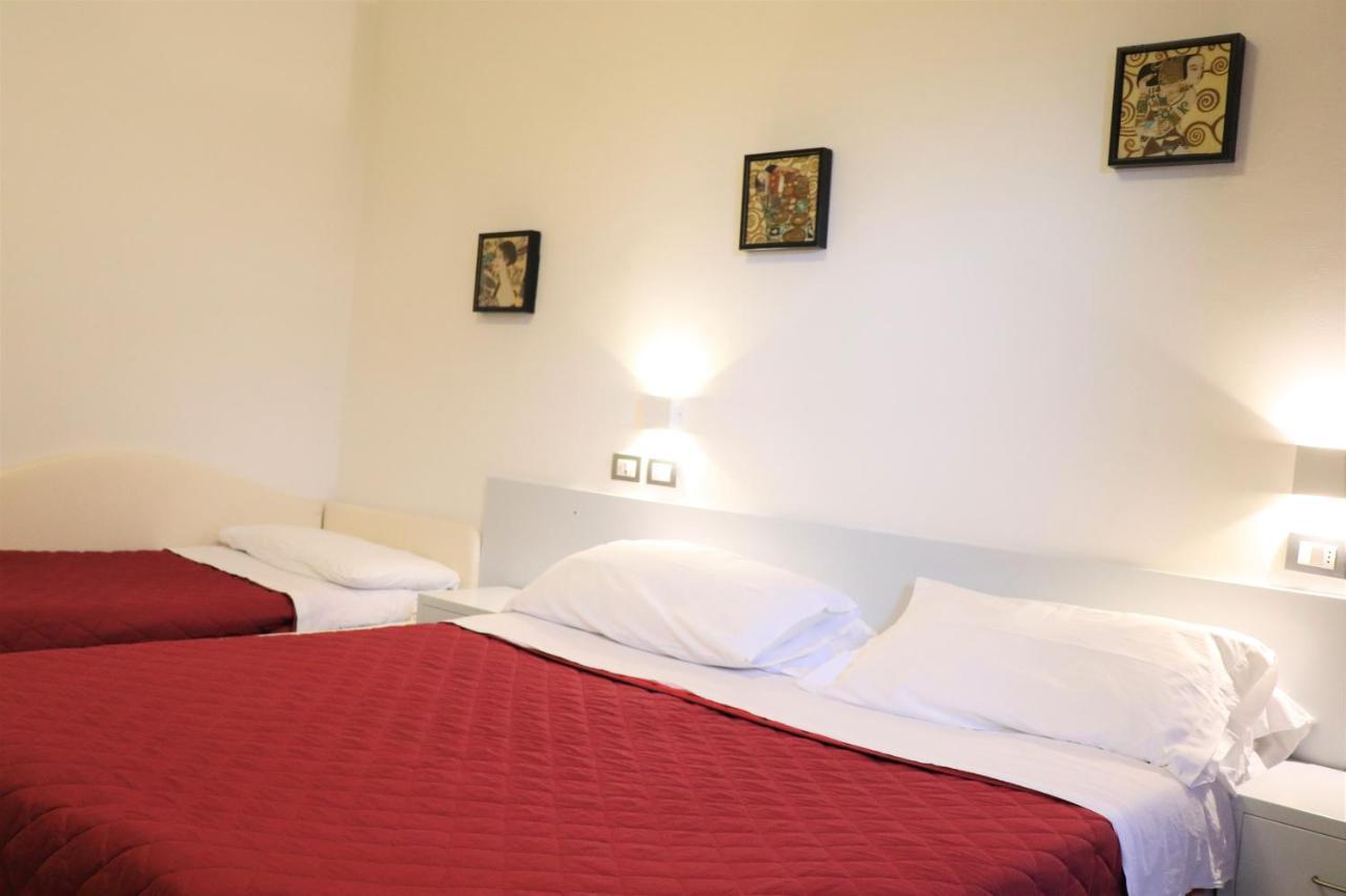 Hotel Morolli Rimini Dış mekan fotoğraf
