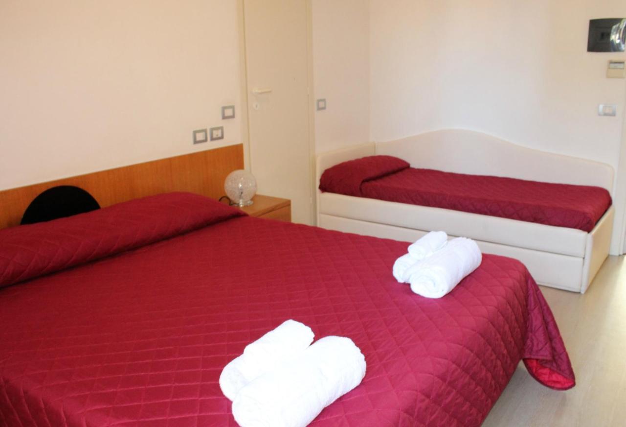 Hotel Morolli Rimini Dış mekan fotoğraf