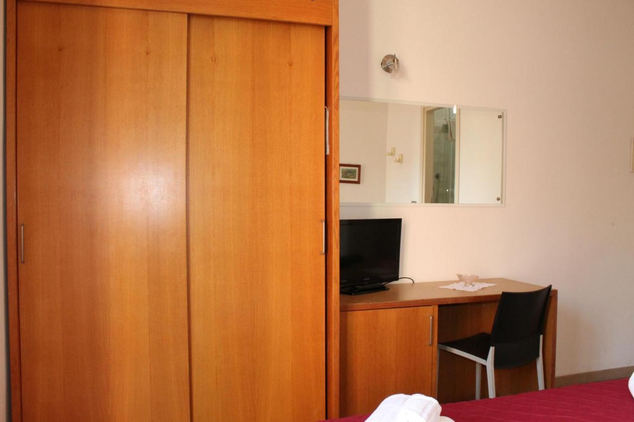Hotel Morolli Rimini Dış mekan fotoğraf
